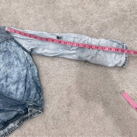 Wash Lab Denim Cross-Front Shirt Women’s Sz S - Picture 10 of 10